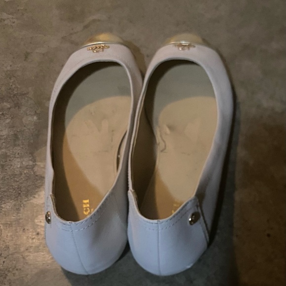 Coach White Leather Ballet Flats with Gold Cap Toe - Picture 3 of 4